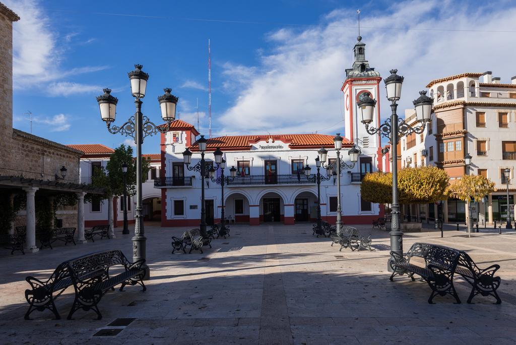 Hotel La Barca Pedro Muñoz Buitenkant foto